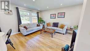 73 ELIZABETH DRIVE | Halton Hills Ontario | Slide Image Three