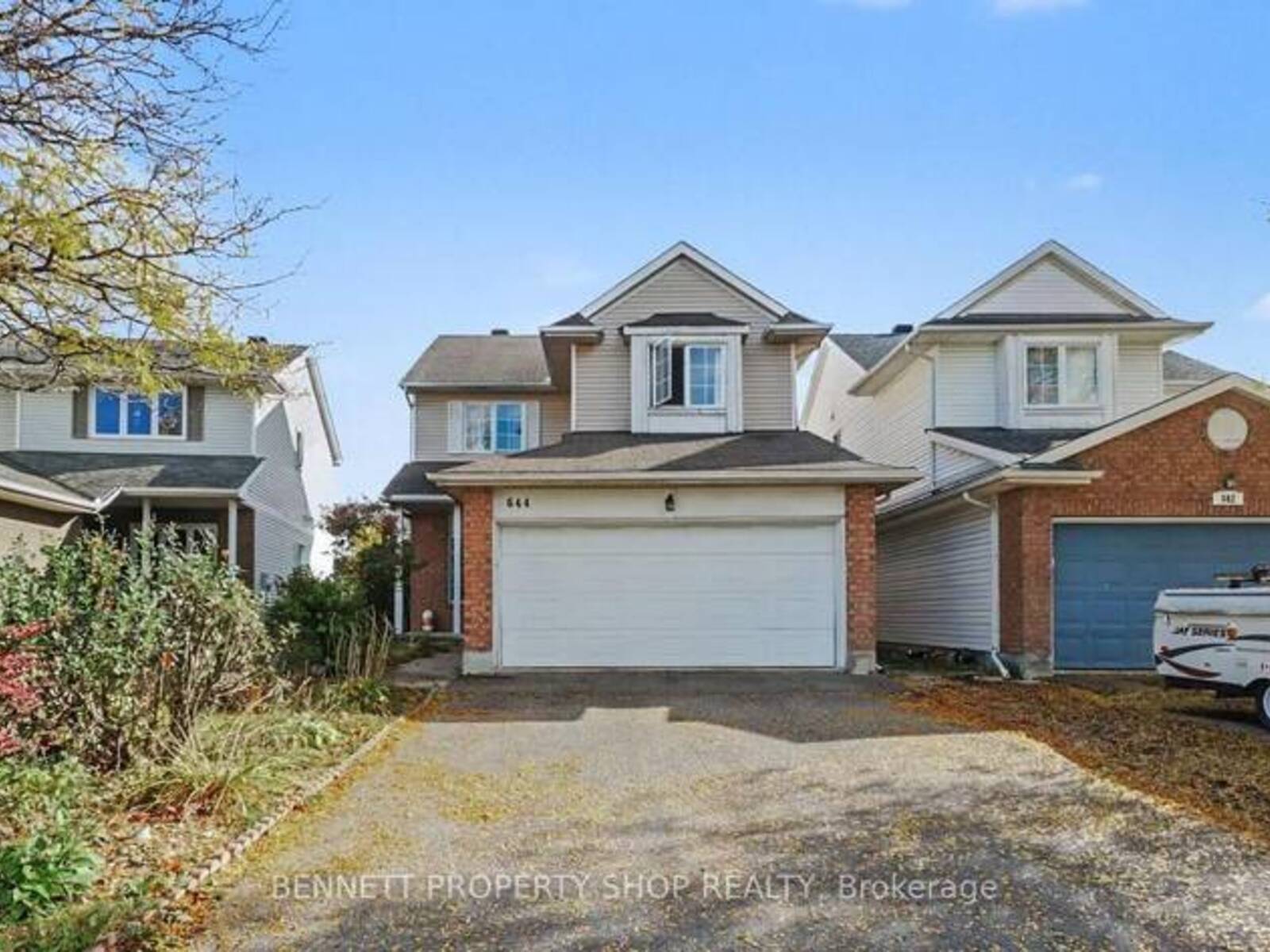 644 VALIN STREET, Ottawa, Ontario K4A 3S9