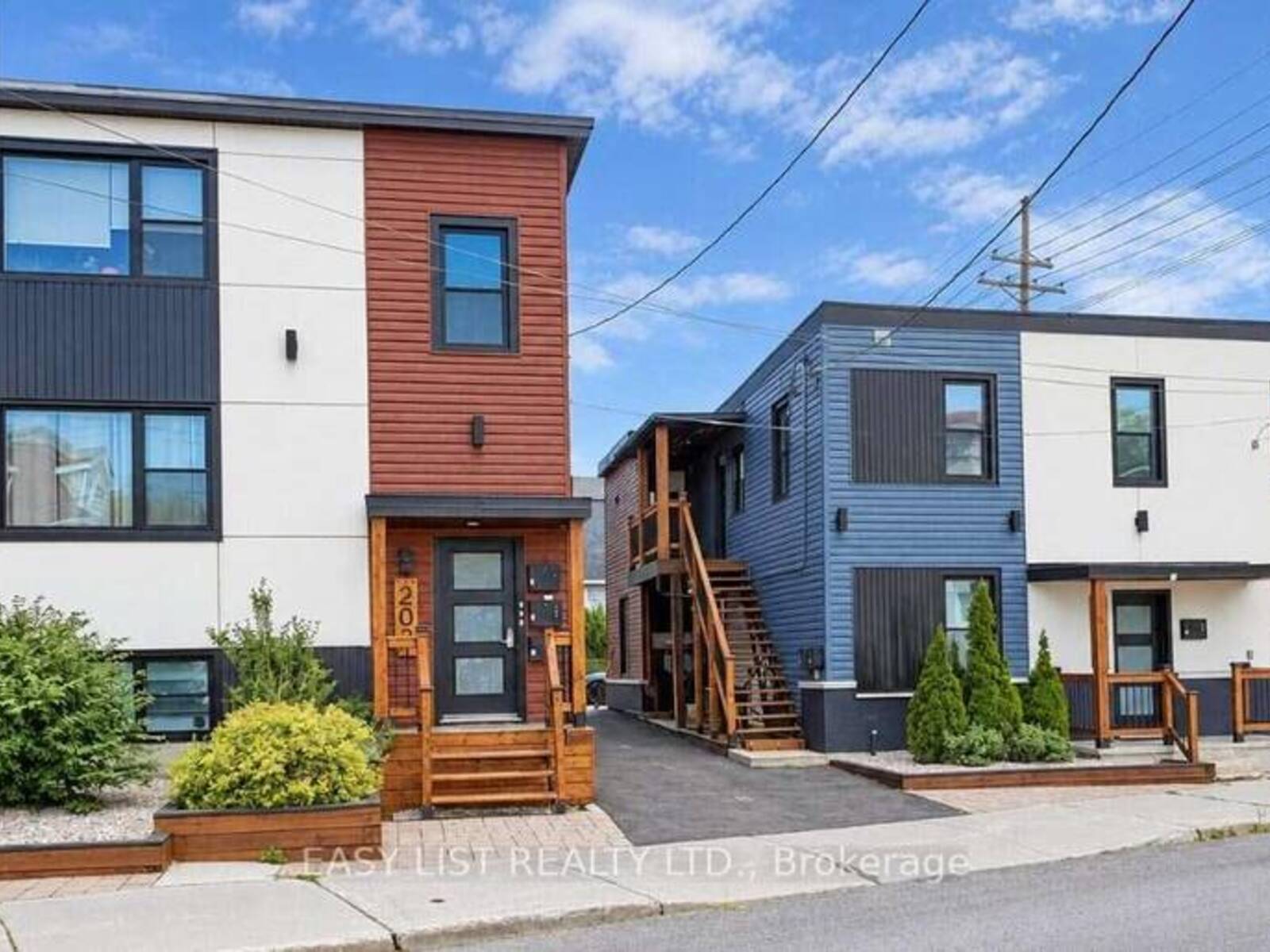 203-205 MARIER AVENUE, Ottawa, Ontario K1L 5R6