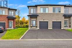 95 RALLIDALE STREET | Ottawa Ontario | Slide Image Two