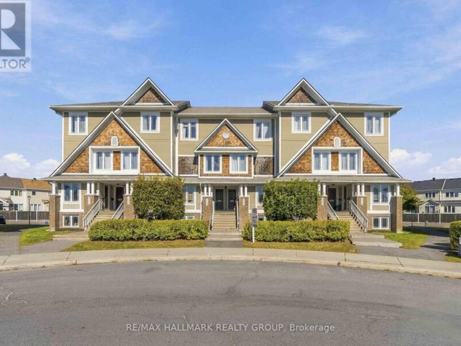 8 - 562 LAKERIDGE DRIVE, Ottawa, Ontario K4A 0H4