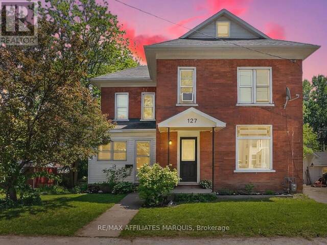 127 BROCKVILLE STREET Smiths Falls Ontario, K7A 3Y7 - 3 Bedrooms Home For Sale