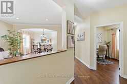 92 MARICONA WAY | Ottawa Ontario | Slide Image Three