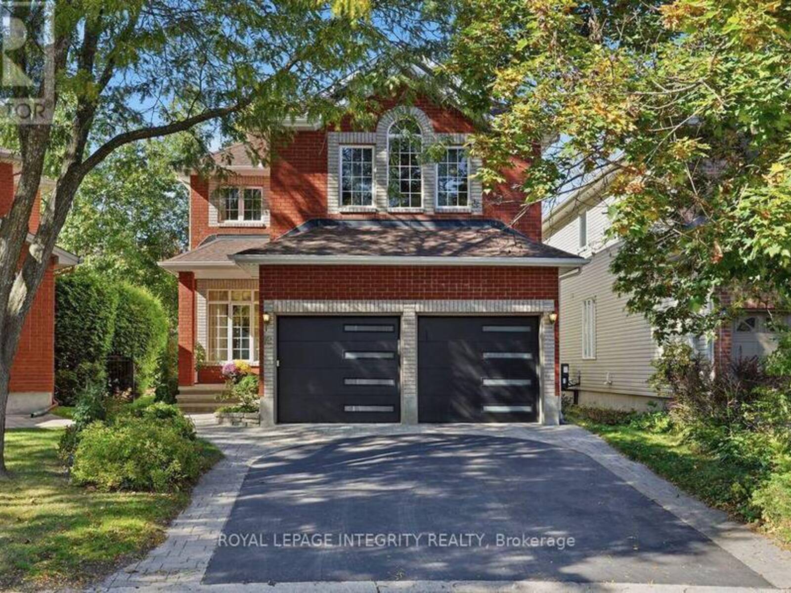 92 MARICONA WAY, Ottawa, Ontario K2T 1H3