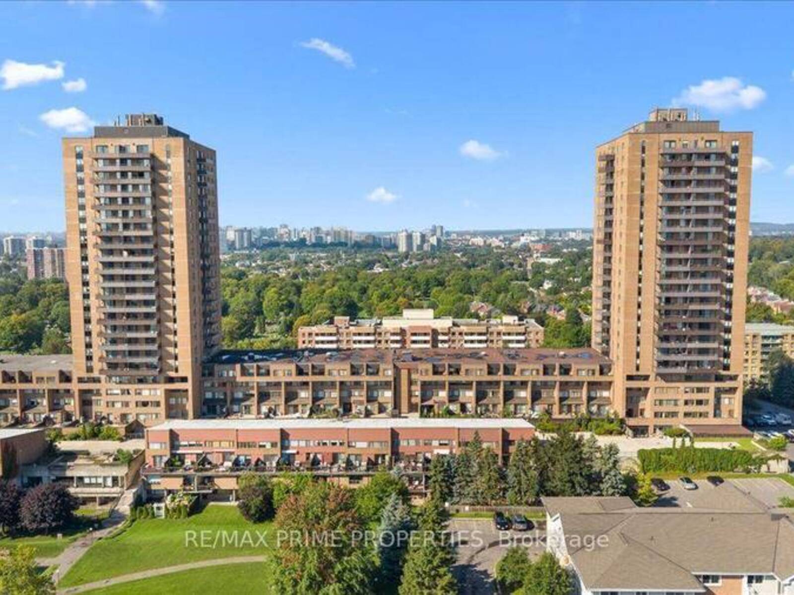4 - 525 ST. LAURENT BOULEVARD, Ottawa, Ontario K1K 2Z9