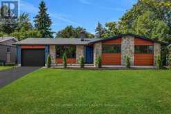 8 BRIAN CRESCENT | Ottawa Ontario | Slide Image One