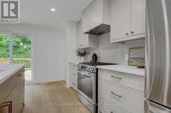 8 BRIAN CRESCENT | Ottawa Ontario | Slide Image Nine