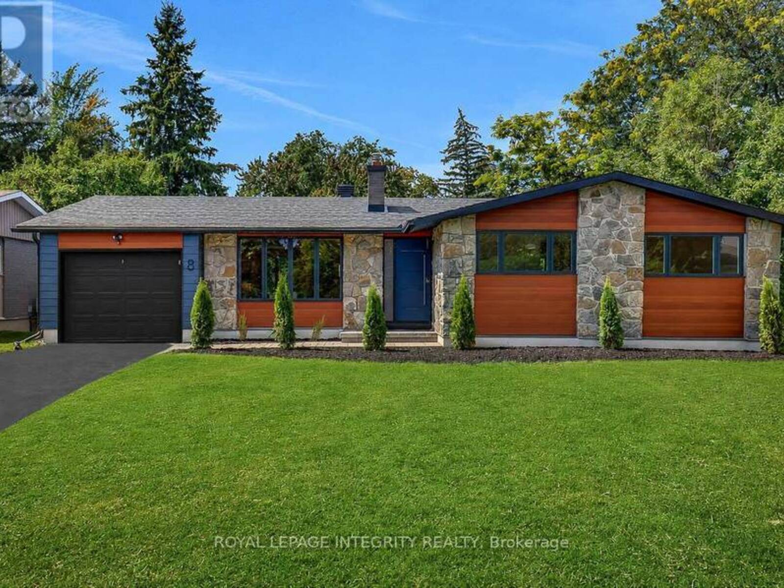 8 BRIAN CRESCENT, Ottawa, Ontario K2H 6X3