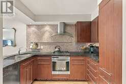 28 CRISPIN PRIVATE | Ottawa Ontario | Slide Image Ten