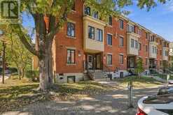 28 CRISPIN PRIVATE | Ottawa Ontario | Slide Image One