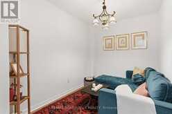 107 CAITHNESS PRIVATE | Ottawa Ontario | Slide Image Eight