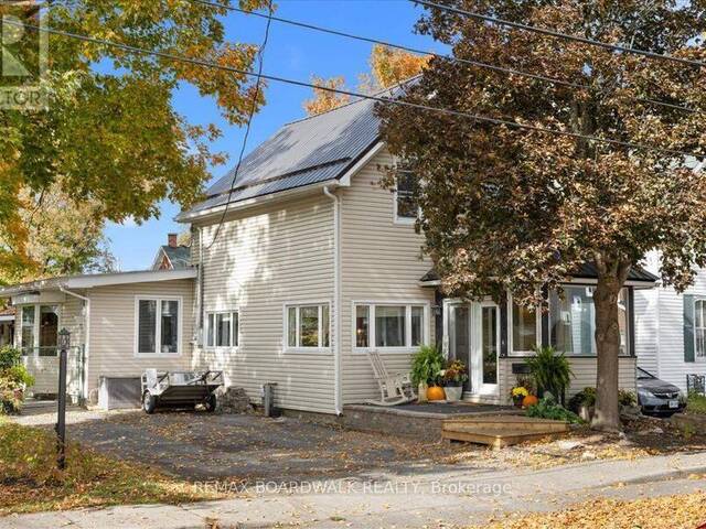 115 MARY STREET Carleton Place Ontario, K7C 1B2 - 3 Bedrooms Home For Sale