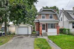 9 GENEVA STREET | Ottawa Ontario | Slide Image One