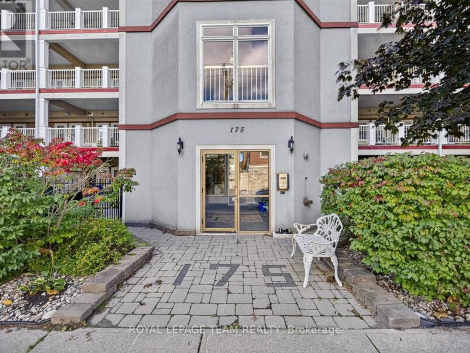 205 - 175 WATER STREET W, Prescott, Ontario K0E 1T0