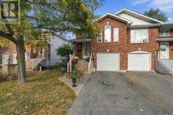 64 WHALINGS CIRCLE | Ottawa Ontario | Slide Image One