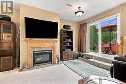 64 WHALINGS CIRCLE | Ottawa Ontario | Slide Image Thirty