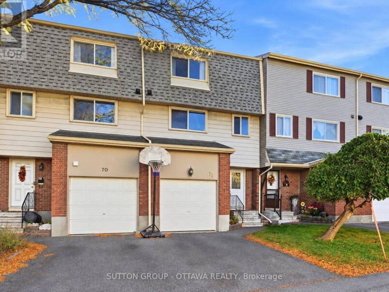 71 - 2415 SOUTHVALE CRESCENT, Ottawa, Ontario K1B 4V1