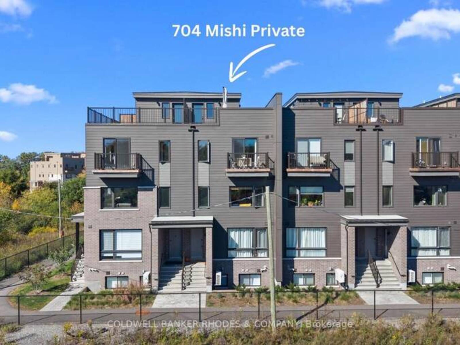 704 MISHI PRIVATE, Ottawa, Ontario K1K 5C5