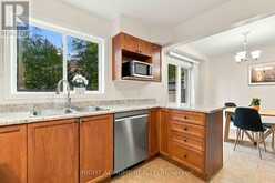 161 KINROSS PRIVATE | Ottawa Ontario | Slide Image Fifteen