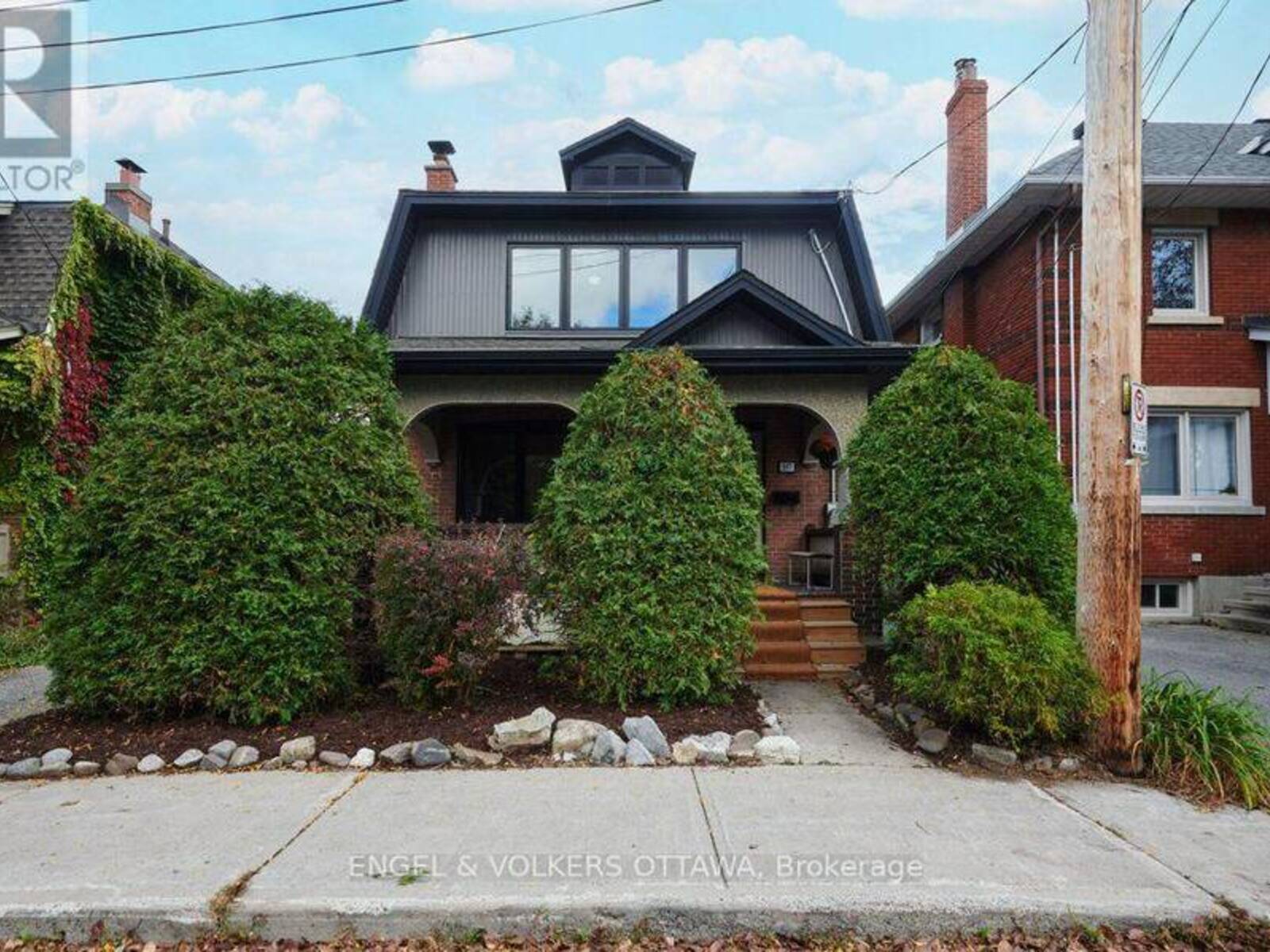 187 HINTON AVENUE N, Ottawa, Ontario K1Y 1A2