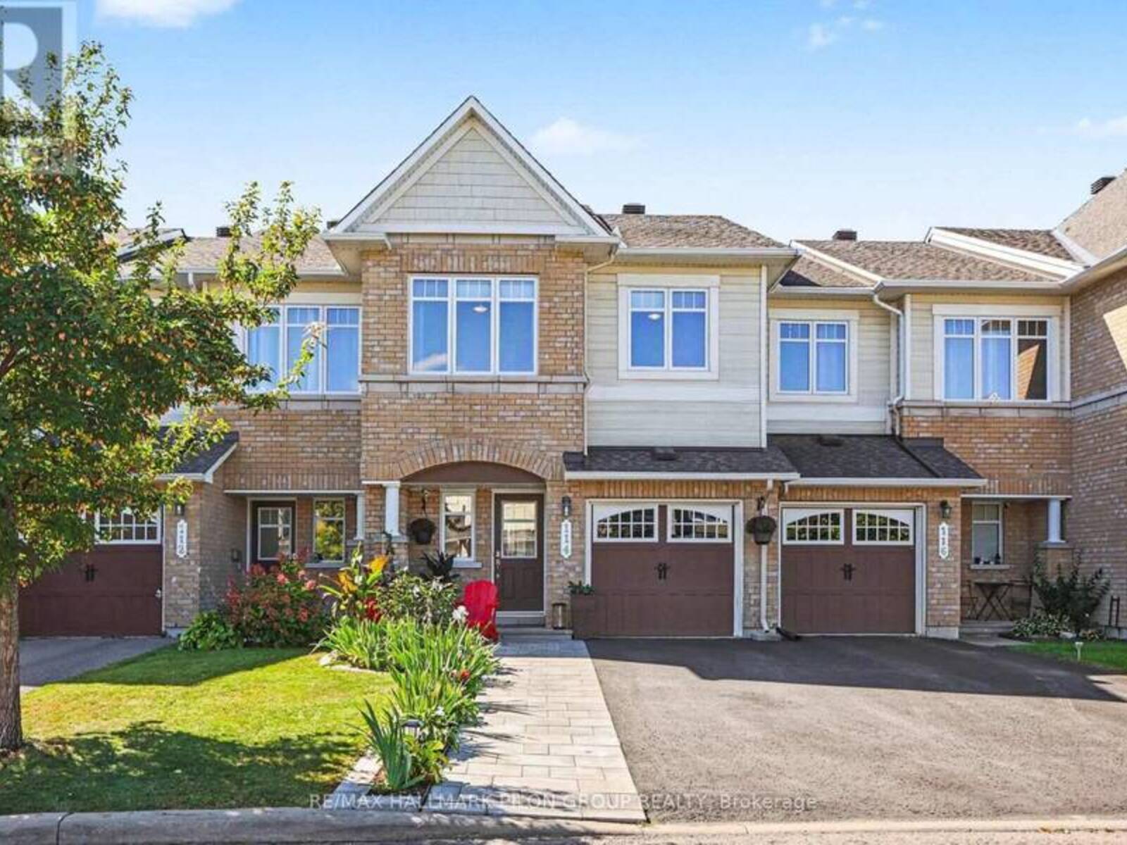 114 WATERFERN WAY, Ottawa, Ontario K4A 0T4