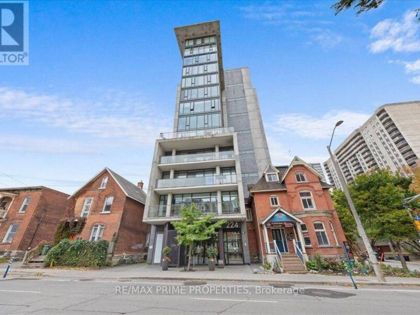224 LYON STREET N, Ottawa, Ontario K1R 0C1