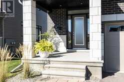 860 SOLARIUM AVENUE | Ottawa Ontario | Slide Image Four