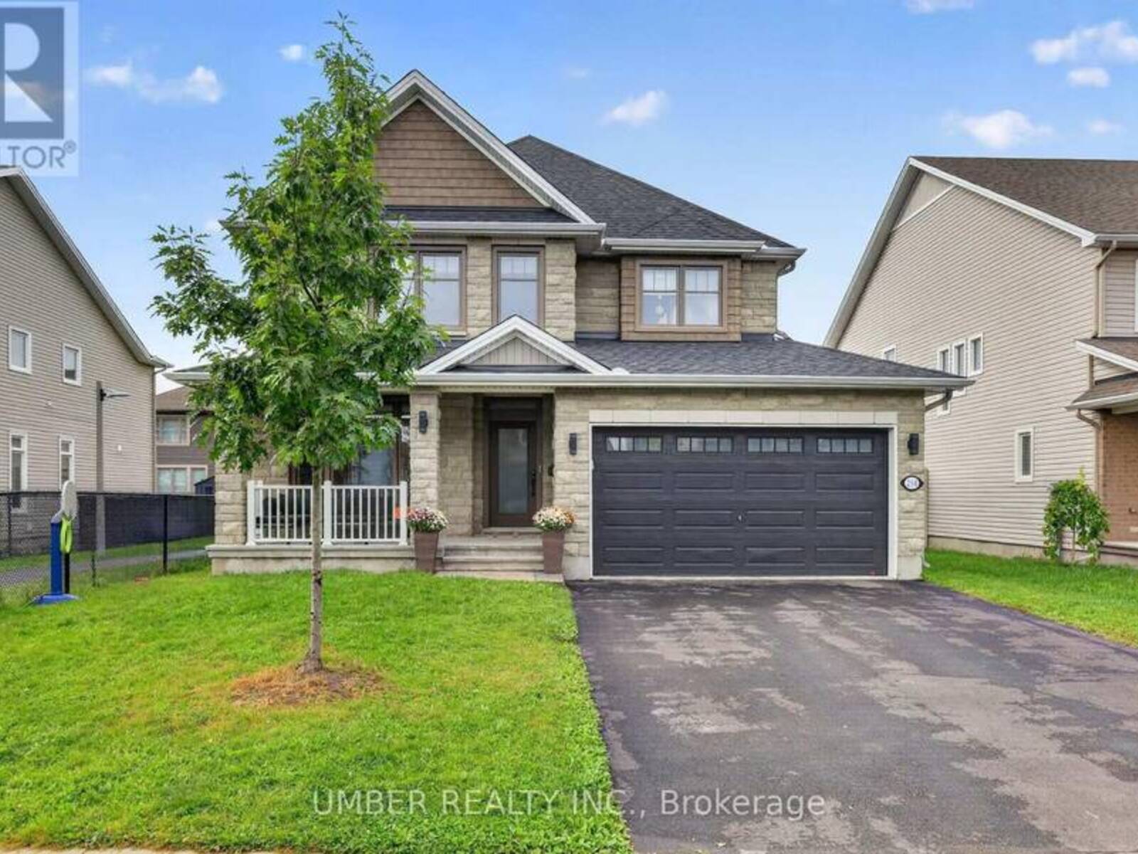 256 TROLLIUS WAY, Ottawa, Ontario K1T 0S2