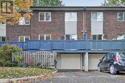 30 VIEWPOINTE PRIVATE | Ottawa Ontario | Slide Image Thirty-four