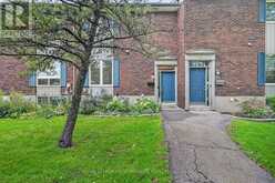 30 VIEWPOINTE PRIVATE | Ottawa Ontario | Slide Image Thirty-six
