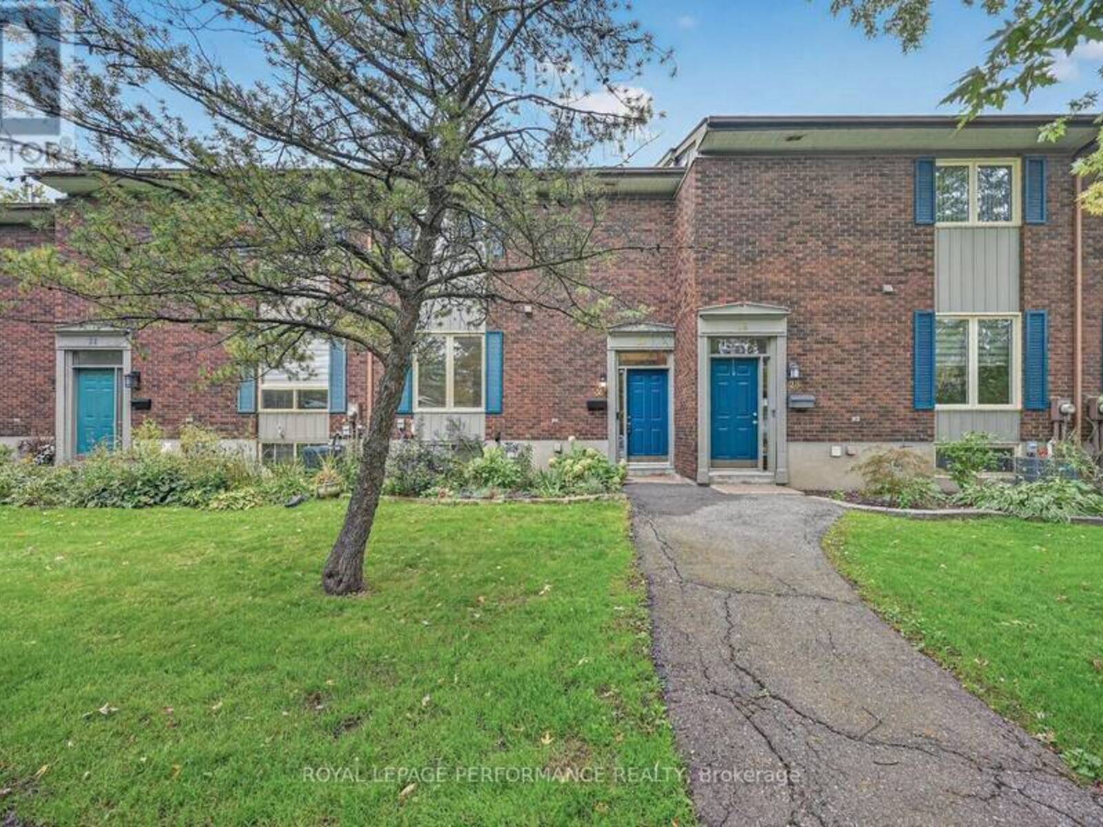 30 VIEWPOINTE PRIVATE, Ottawa, Ontario K1V 1M6