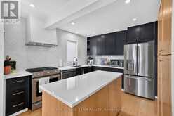 8 ORISKA WAY | Ottawa Ontario | Slide Image Sixteen