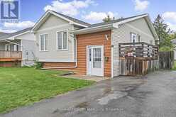 106 LORNE STREET | Smiths Falls Ontario | Slide Image Six