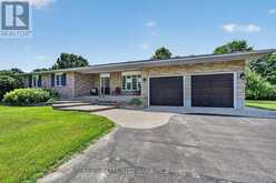 4 DAVIS LANE | Smiths Falls Ontario | Slide Image Four