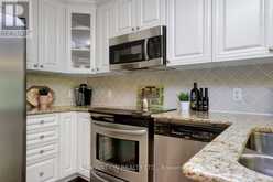 106 TACOM CIRCLE | Ottawa Ontario | Slide Image Eighteen