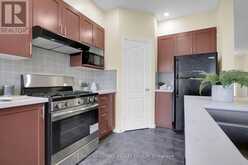 152 CALAVERAS AVENUE | Ottawa Ontario | Slide Image Thirteen