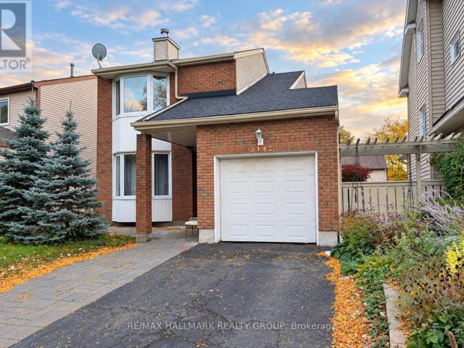 3142 DUMAURIER AVENUE E, Ottawa, Ontario K2B 8R1