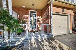 125 PARKROSE PRIVATE | Ottawa Ontario | Slide Image Four