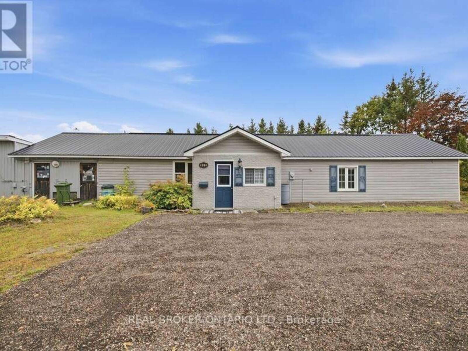 800 PINEGROVE CRESCENT, Petawawa, Ontario K8A 7E5