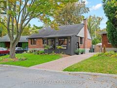2110 HONEYWELL AVENUE Ottawa Ontario, K2A 0P8