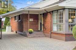 783 WINGATE DRIVE | Ottawa Ontario | Slide Image Three