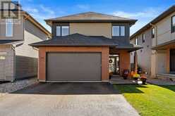 775 CARNELIAN CRESCENT | Ottawa Ontario | Slide Image One
