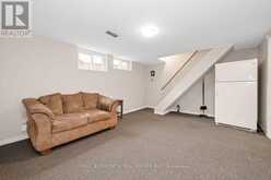 62 ASHBURN DRIVE | Ottawa Ontario | Slide Image Eighteen
