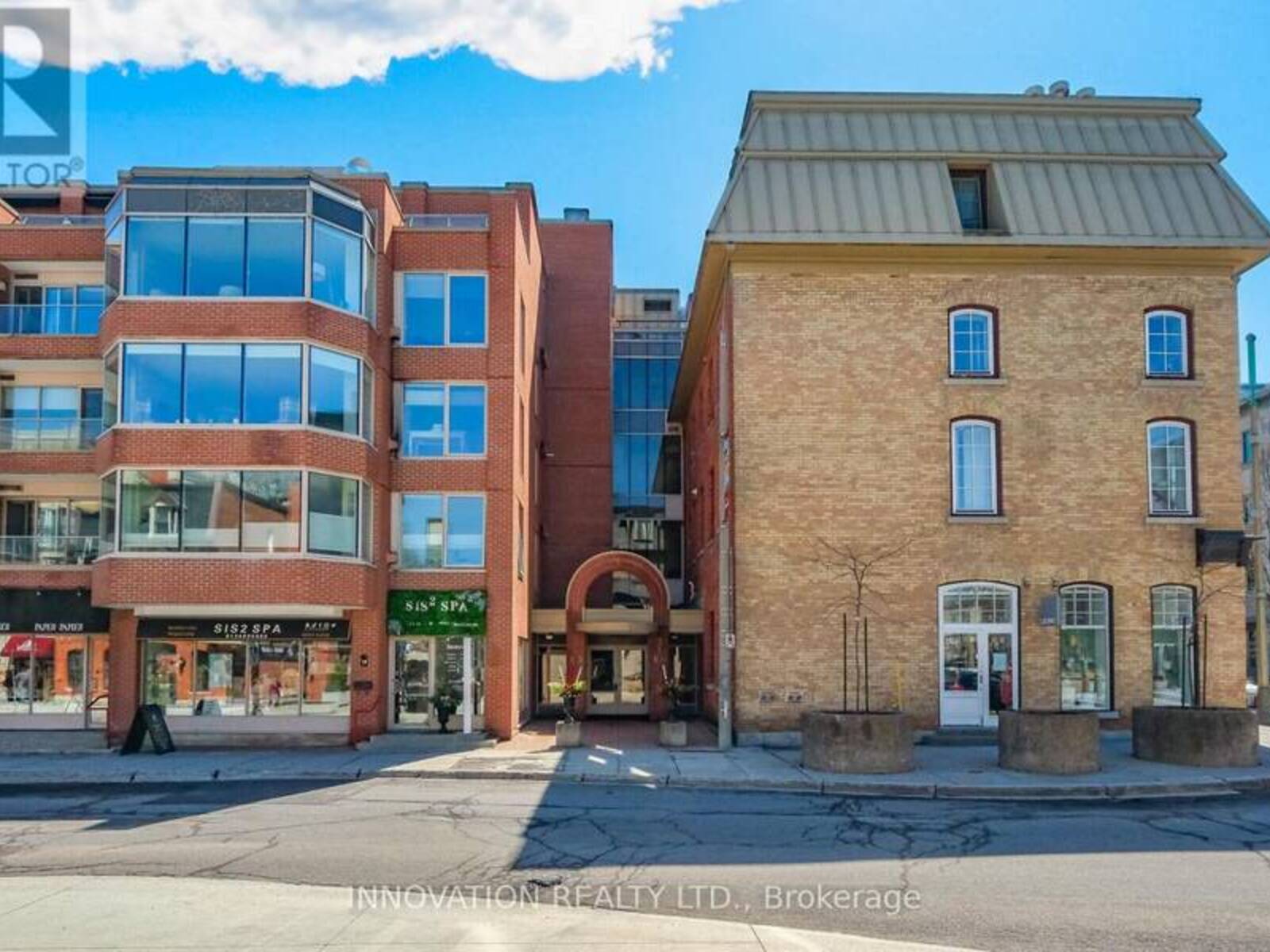 4 - 10 CLARENCE STREET, Ottawa, Ontario K1N 5P3