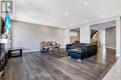 348 ABBEYDALE CIRCLE | Ottawa Ontario | Slide Image Nine