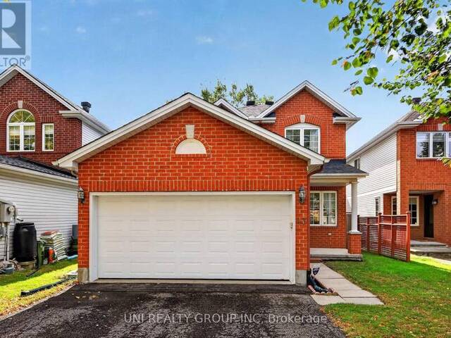 43 CRYSTAL PARK CRESCENT Ottawa Ontario, K2C 4A3 - 4 Bedrooms Home For Sale