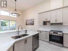 128 MACASSA CIRCLE | Ottawa Ontario | Slide Image Eighteen