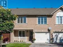 128 MACASSA CIRCLE | Ottawa Ontario | Slide Image One
