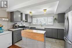 17 - 2296 ORIENT PARK DRIVE | Ottawa Ontario | Slide Image Thirteen