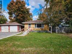 4 DAVIDSON STREET W Smiths Falls Ontario, K7A 4J6